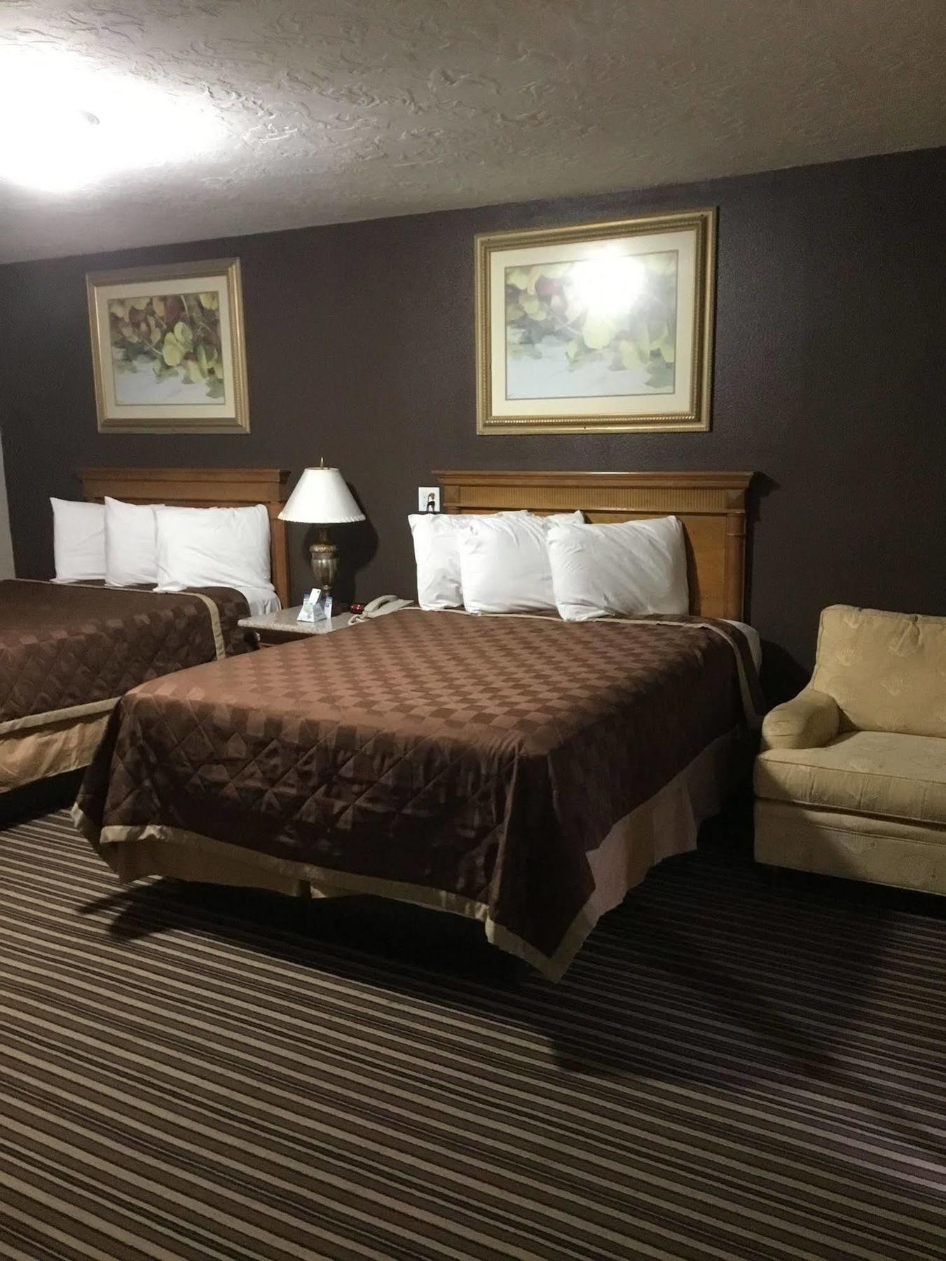 Executive Inn Snyder Esterno foto